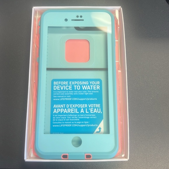 New in box Lifeproof Fre waterproof case for Apple Iphone 7 plus and 8 plus - Picture 2 of 4